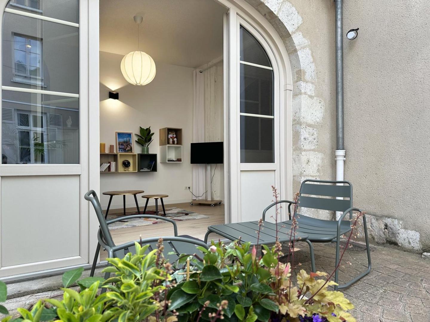 L'Equinoxe - Coeur De Ville Avec Terrasse Chartres Luaran gambar